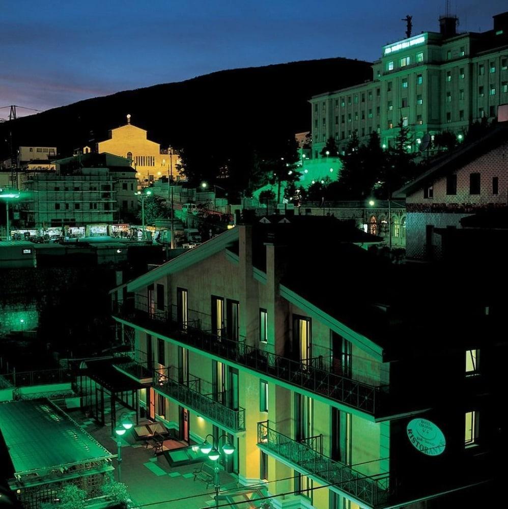 Hotel Colonne - Alihotels San Giovanni Rotondo Esterno foto