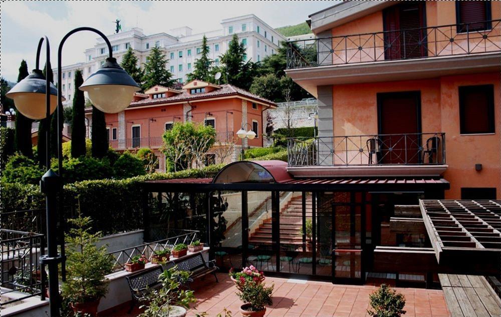 Hotel Colonne - Alihotels San Giovanni Rotondo Esterno foto