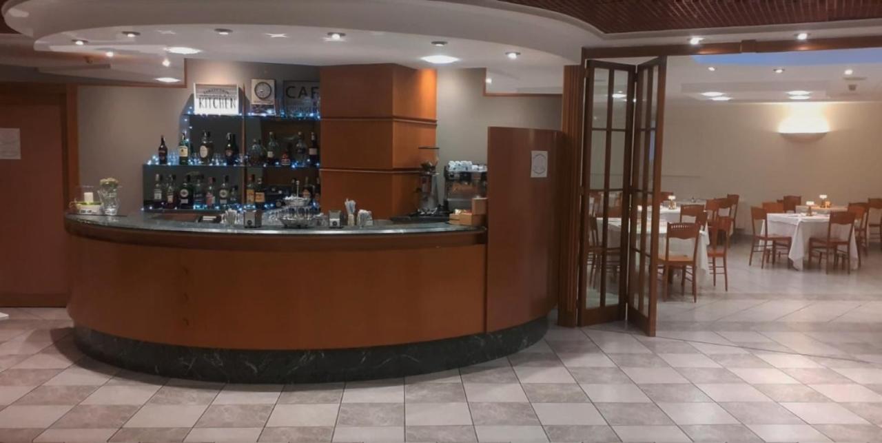 Hotel Colonne - Alihotels San Giovanni Rotondo Esterno foto