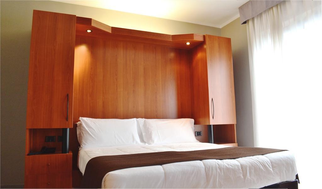 Hotel Colonne - Alihotels San Giovanni Rotondo Esterno foto